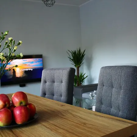 Monte, Ogrodnicza Apartman *